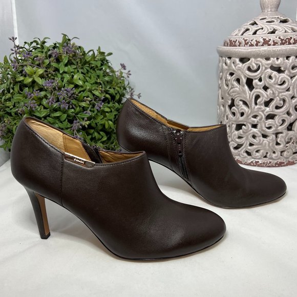 Coach Seneca Heeled Booties - Picture 4 of 9